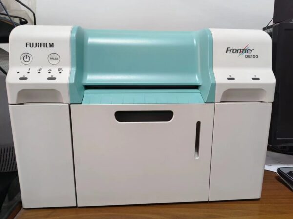 Used Fujifilm Frontier S DE100 Inkjet Photo Printer