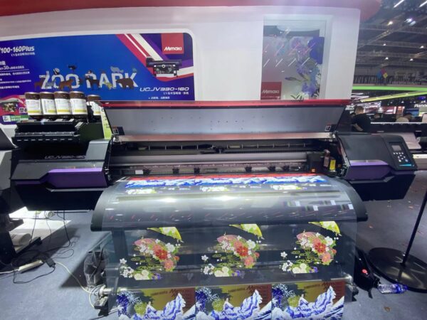 Japan Mimaki Ucjv330-160 Roll to Roll UV Printer&Cutter Use Lus175/Lus170 Ink